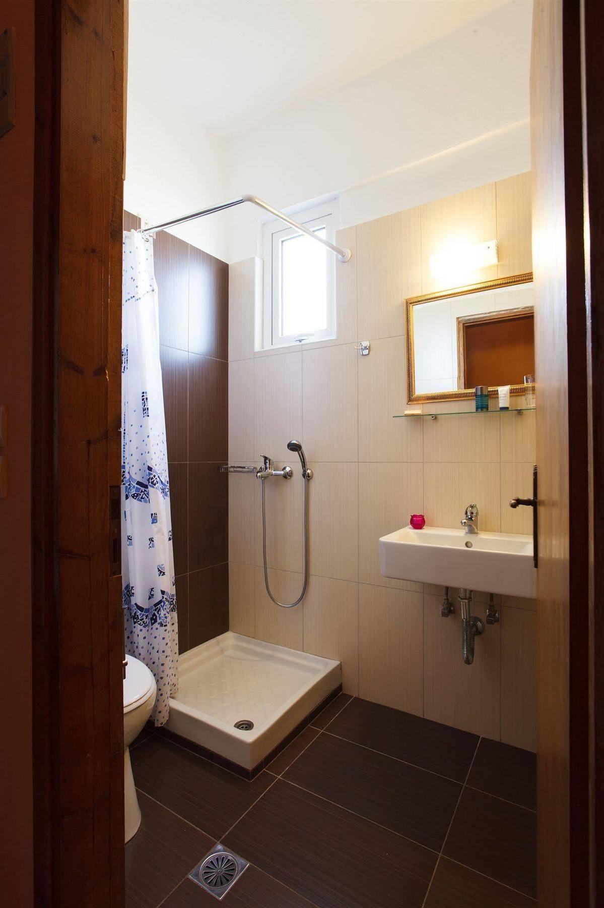 Babis Hotel Скалета Екстериор снимка